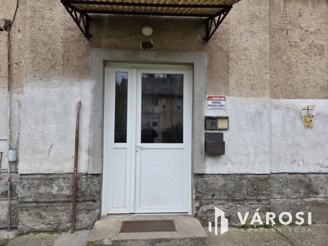 Háromszobás lakás a városközpontnál
