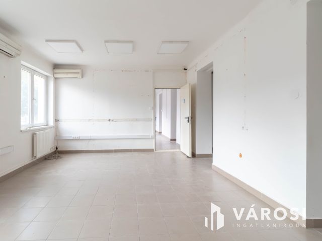 64 m2-es, két helyiséges iroda Fáy utcai irodaépületben