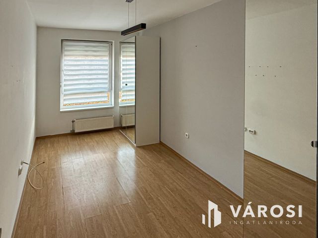 Újszerű állapotú modern lakás Zuglóban