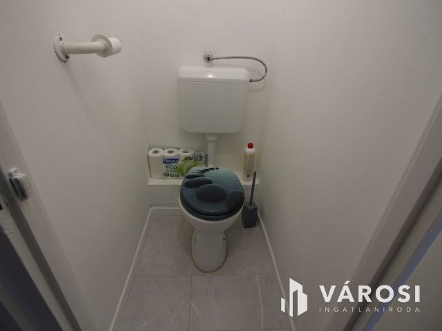 Azonnal költözhető belvárosi lakás