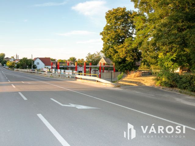 Főút mellett bejáratott autómosó eladó