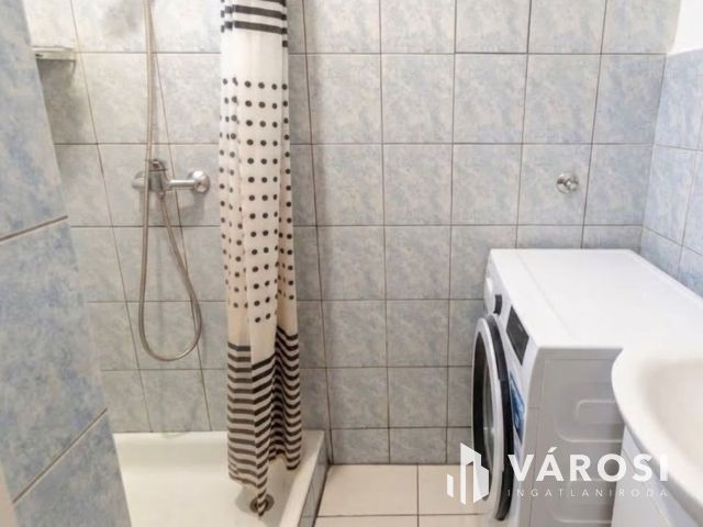 50,9 MFt – 40 m², tágas szoba, parkos Angyalföld